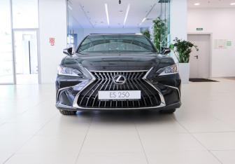 Новый Lexus ES 2025 (2 фото)