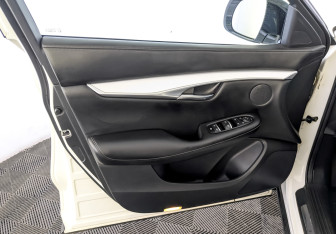 Подержанный автомобиль Infiniti QX50 2018 года (19 фото)