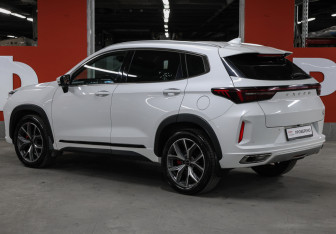 Подержанный автомобиль Exeed LX 2022 года (7 фото)