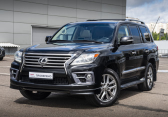 Подержанный автомобиль Lexus LX 2012 года (1 фото)