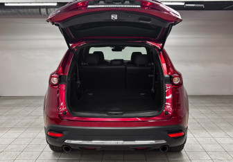 Подержанный автомобиль Mazda CX-9 2021 года (13 фото)