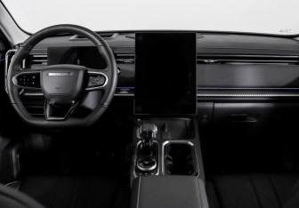 Подержанный автомобиль Jaecoo J7 2024 года (12 фото)