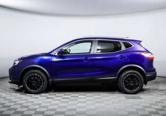 Подержанный автомобиль Nissan Qashqai 2018 года (8 фото)