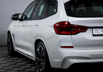 Подержанный автомобиль BMW X3 M 2019 года (19 фото)