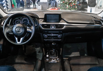Подержанный автомобиль Mazda 6 Sedan 2016 года (9 фото)