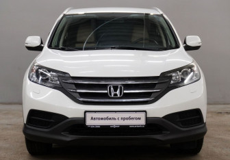 Подержанный автомобиль Honda CR-V 2014 года (2 фото)