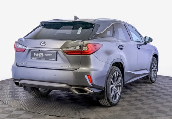 Подержанный автомобиль Lexus RX 2018 года (4 фото)