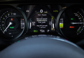 Подержанный автомобиль Jeep Wrangler 2025 года (10 фото)