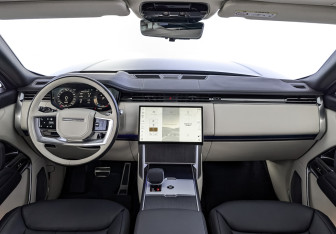 Подержанный автомобиль Land Rover Range Rover 2024 года (14 фото)