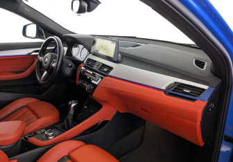 Подержанный автомобиль BMW X2 2021 года (11 фото)