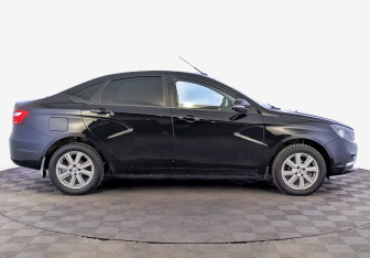 Подержанный автомобиль LADA (ВАЗ) Vesta Sedan 2020 года (4 фото)