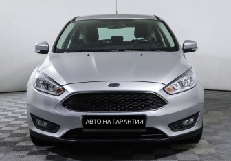 Подержанный автомобиль Ford Focus Hatchback 2016 года (2 фото)