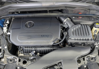 Подержанный автомобиль MINI Countryman 2020 года (9 фото)