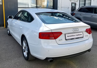 Подержанный автомобиль Audi A5 Liftback 2014 года (7 фото)