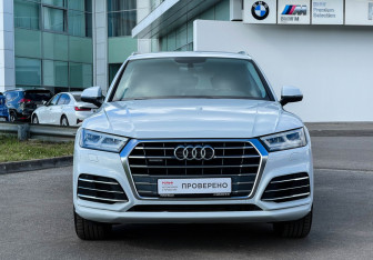 Подержанный автомобиль Audi Q5 2019 года (2 фото)