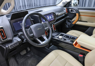 Подержанный автомобиль Haval Dargo 2023 года (16 фото)