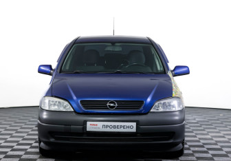 Подержанный автомобиль Opel Astra Hatchback 2004 года (2 фото)