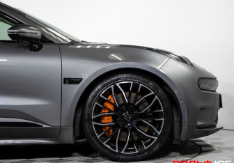 Подержанный автомобиль Zeekr 001 2023 года (25 фото)