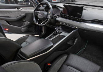 Подержанный автомобиль Geely Preface 2023 года (11 фото)