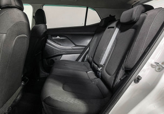 Подержанный автомобиль Hyundai Creta 2022 года (10 фото)