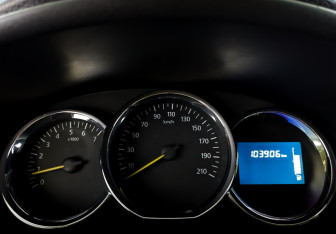 Подержанный автомобиль Renault Logan Sedan 2018 года (13 фото)