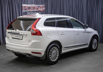 Подержанный автомобиль Volvo XC60 2013 года (5 фото)