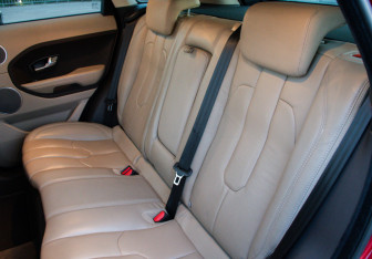 Подержанный автомобиль Land Rover Range Rover Evoque 2013 года (11 фото)