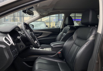 Подержанный автомобиль Nissan Murano Suv 2020 года (23 фото)
