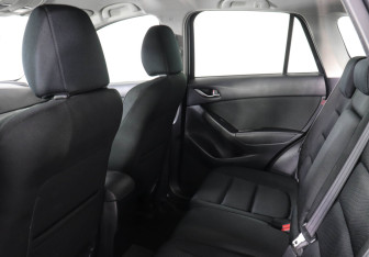 Подержанный автомобиль Mazda CX-5 2014 года (12 фото)