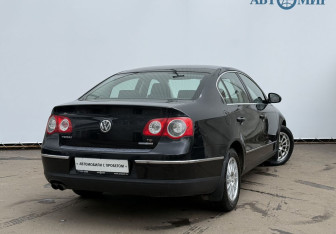 Подержанный автомобиль Volkswagen Passat Sedan 2008 года (5 фото)