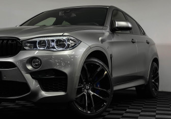 Подержанный автомобиль BMW X6 M 2016 года (26 фото)
