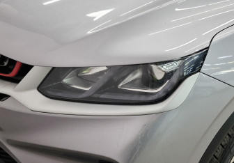 Подержанный автомобиль Geely Coolray 2023 года (10 фото)