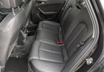 Подержанный автомобиль Audi A6 Sedan 2012 года (18 фото)