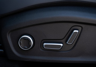 Новый Geely Atlas 2025 (13 фото)