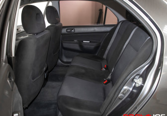 Подержанный автомобиль Mitsubishi Lancer Sedan 2009 года (10 фото)