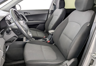 Подержанный автомобиль Hyundai Creta 2019 года (20 фото)