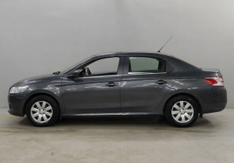 Подержанный автомобиль Peugeot 301 2014 года (8 фото)