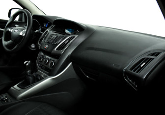 Подержанный автомобиль Ford Focus Sedan 2013 года (7 фото)