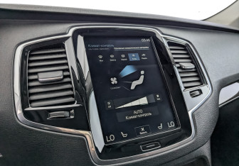 Подержанный автомобиль Volvo XC90 2018 года (26 фото)