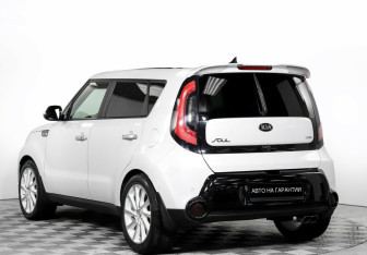 Подержанный автомобиль Kia Soul 2014 года (3 фото)