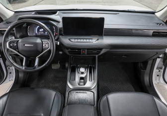 Подержанный автомобиль Haval Jolion 2023 года (14 фото)