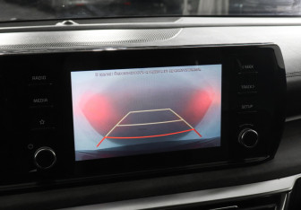 Подержанный автомобиль Kia K5 2021 года (13 фото)