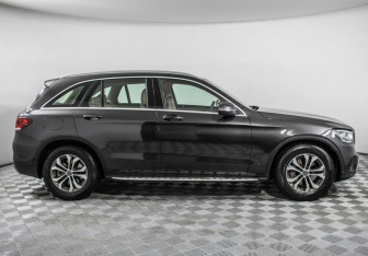 Подержанный автомобиль Mercedes-Benz GLC Coupe 2019 года (5 фото)