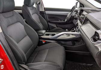 Подержанный автомобиль Geely Coolray 2023 года (24 фото)