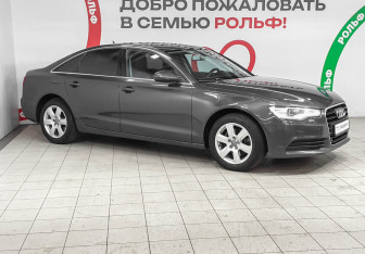 Подержанный автомобиль Audi A6 Sedan 2011 года (3 фото)