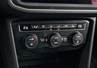 Подержанный автомобиль Volkswagen Tiguan 2019 года (21 фото)