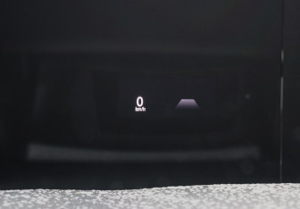 Подержанный автомобиль AITO M7 2023 года (33 фото)