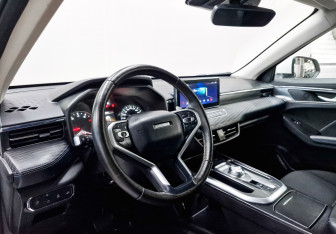 Подержанный автомобиль Haval Jolion 2023 года (15 фото)