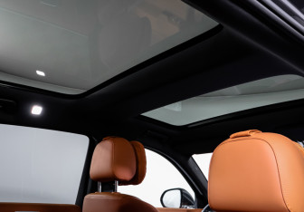 Подержанный автомобиль LiXiang L7 2024 года (17 фото)