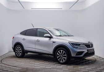 Подержанный автомобиль Renault Arkana 2019 года (3 фото)